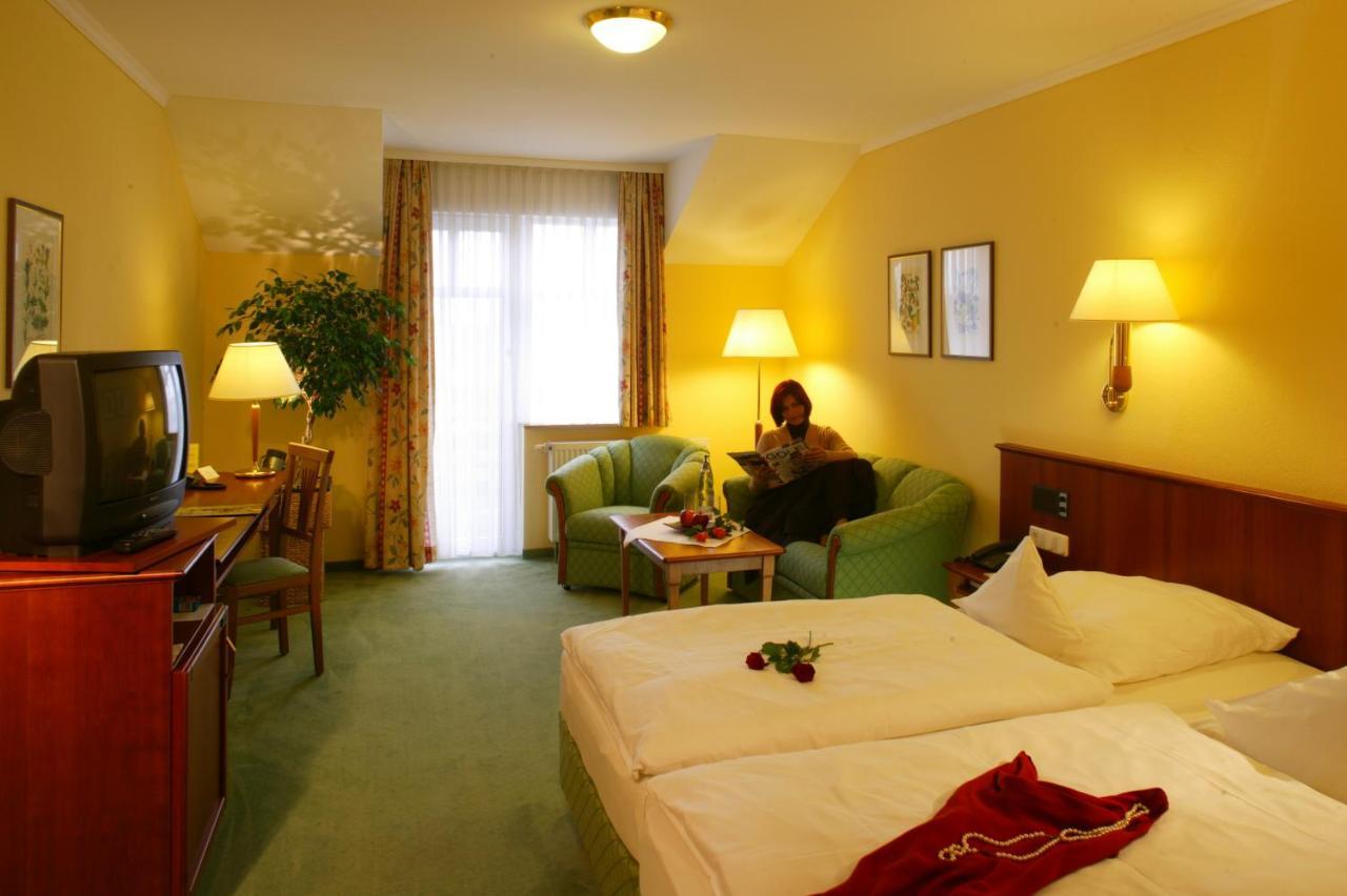 Oranienbaum-Woerlitz Ringhotel Hotel Zum Stein מראה חיצוני תמונה